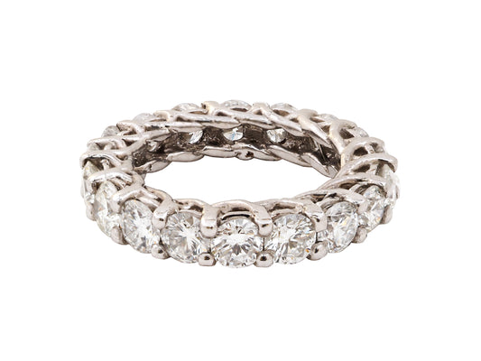 18k white gold round brilliant cut eternity band